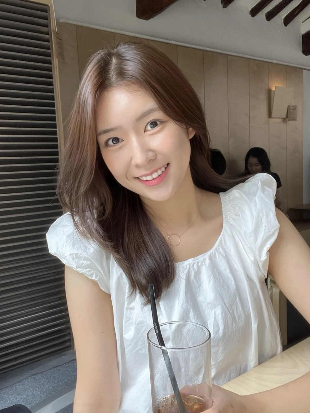 롱 웨이브 다운 스타일 · 애브뉴준오 더현대서울점